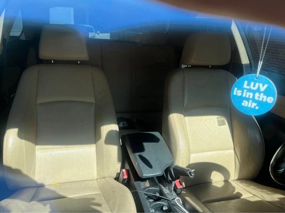 2011 BMW E81/E82/E88 1 Series - Image 8 of 11