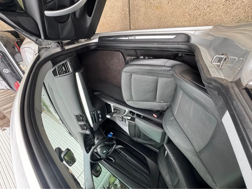 2011 BMW E81/E82/E88 1 Series - Image 9 of 10