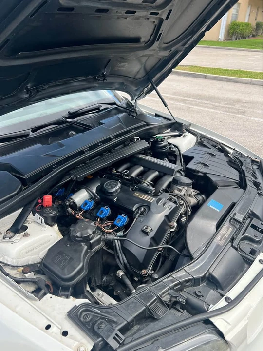 2011 BMW E81/E82/E88 1 Series - Image 13 of 14