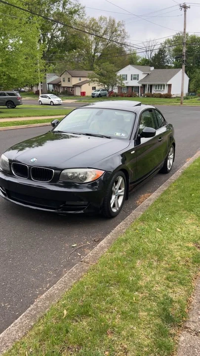 2011 BMW E81/E82/E88 1 Series - Image 2 of 9