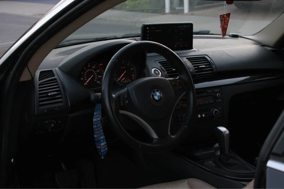 2011 BMW E81/E82/E88 1 Series - Image 8 of 11