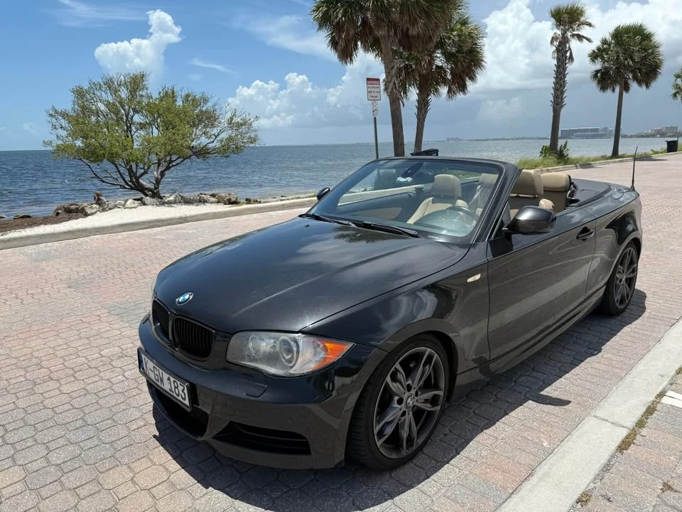 2011 BMW E82 135i & 135is - Image 5 of 13