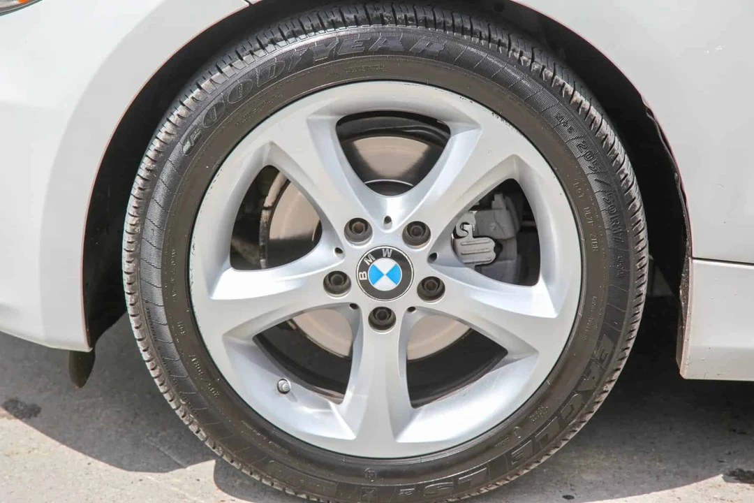 2011 BMW E81/E82/E88 1 Series - Image 4 of 31