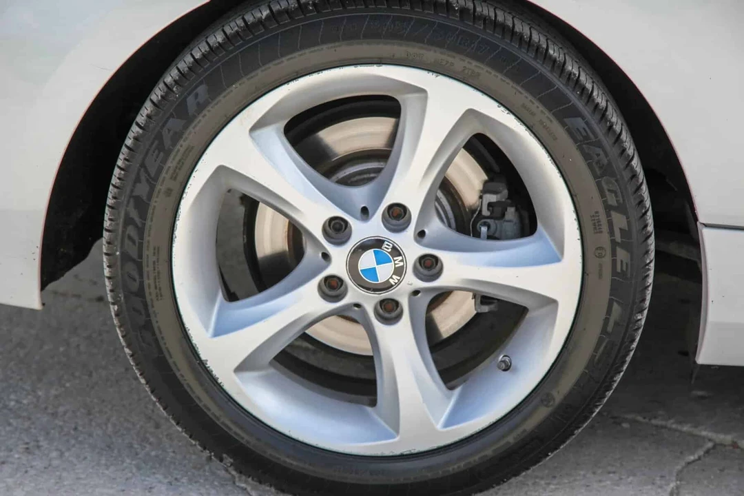 2011 BMW E81/E82/E88 1 Series - Image 25 of 31