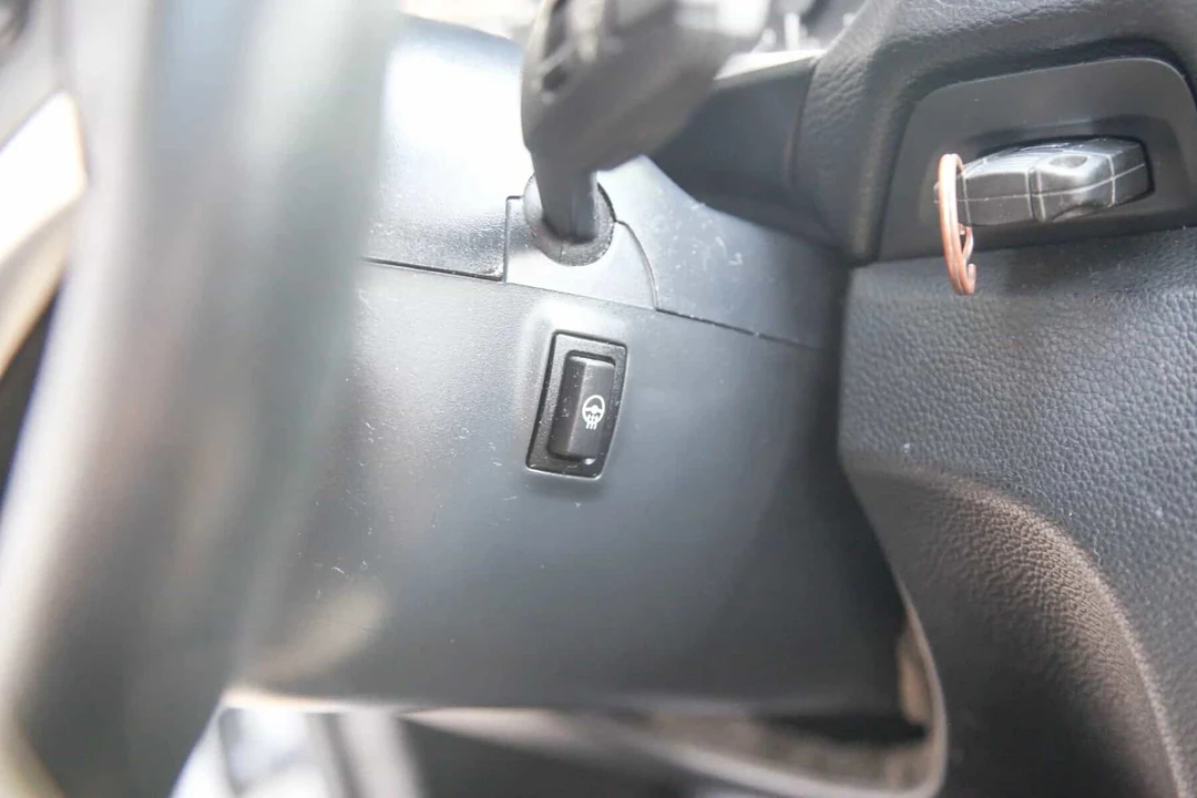 2011 BMW E81/E82/E88 1 Series - Image 29 of 31