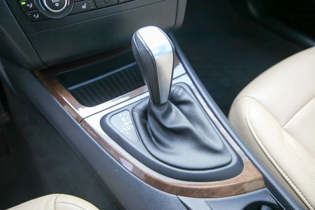 2011 BMW E81/E82/E88 1 Series - Image 24 of 31