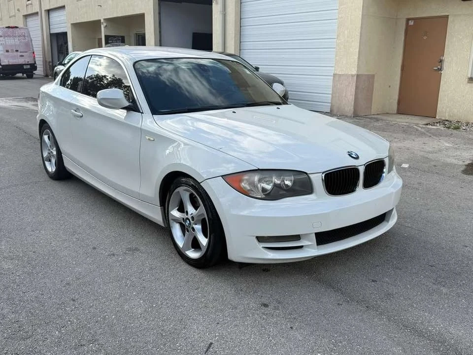 2011 BMW E81/E82/E88 1 Series - Image 9 of 10