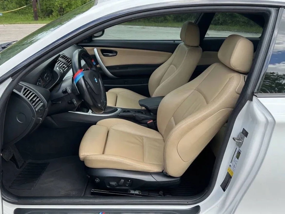 2011 BMW E81/E82/E88 1 Series - Image 10 of 31