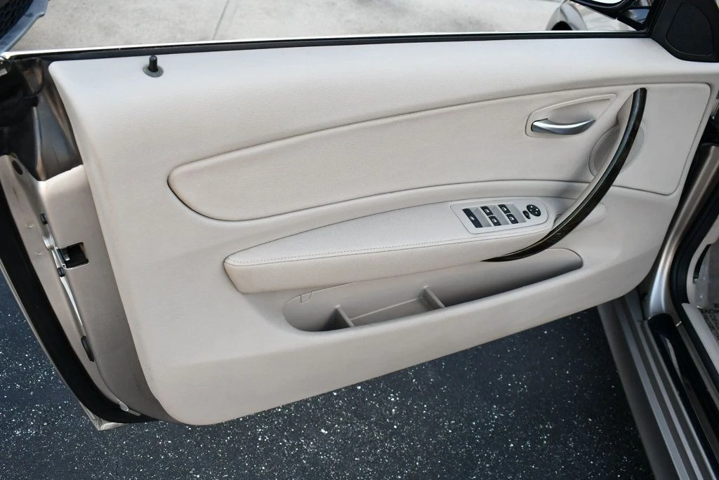 2011 BMW E81/E82/E88 1 Series - Image 11 of 12