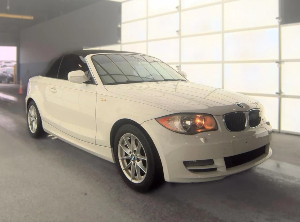 2011 BMW E81/E82/E88 1 Series - Image 3 of 15