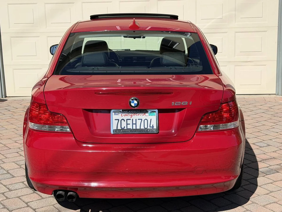 2011 BMW E81/E82/E88 1 Series - Image 7 of 17
