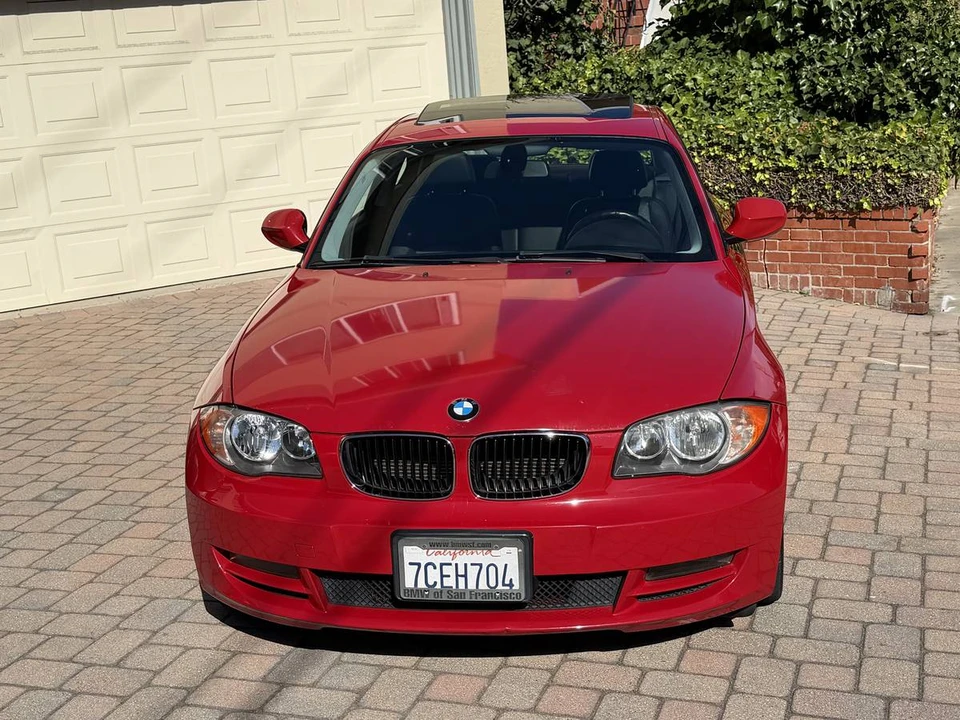 2011 BMW E81/E82/E88 1 Series - Image 6 of 17
