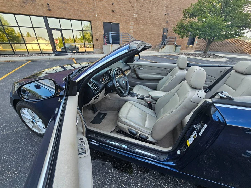 2011 BMW E81/E82/E88 1 Series - Image 13 of 21