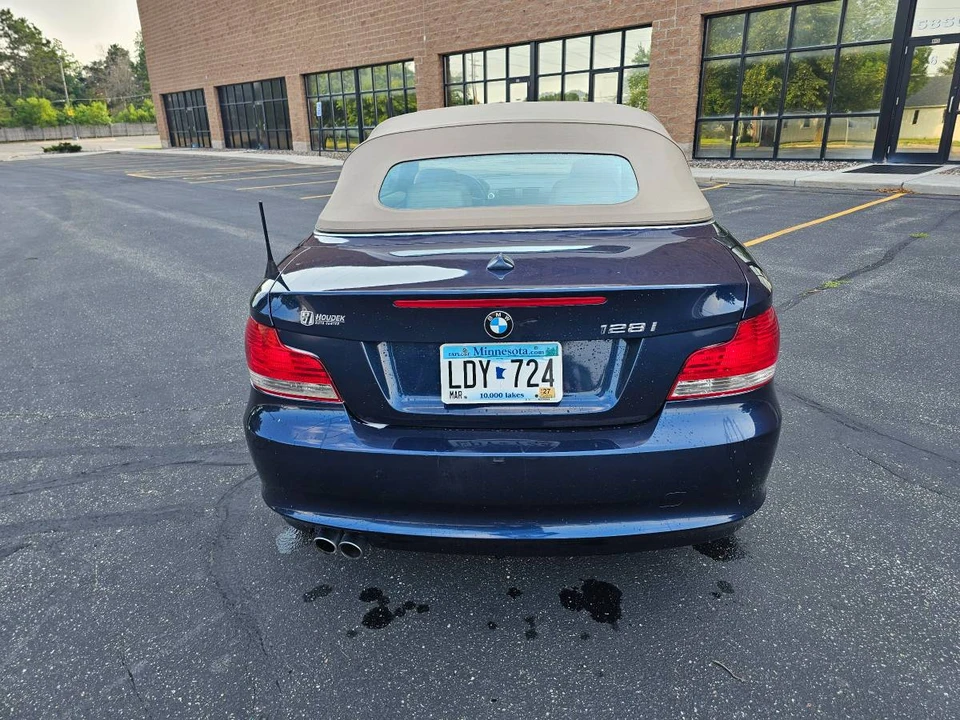2011 BMW E81/E82/E88 1 Series - Image 18 of 21