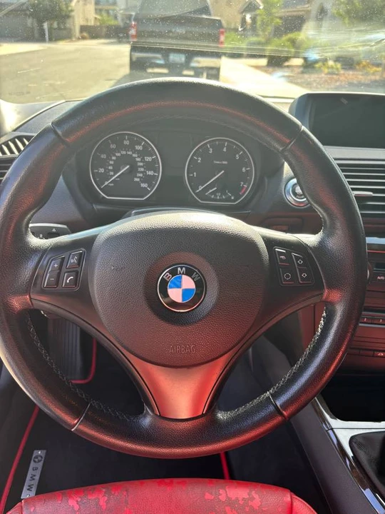 2011 BMW E81/E82/E88 1 Series - Image 11 of 18