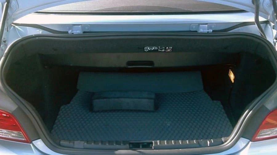 2011 BMW E81/E82/E88 1 Series - Image 4 of 4