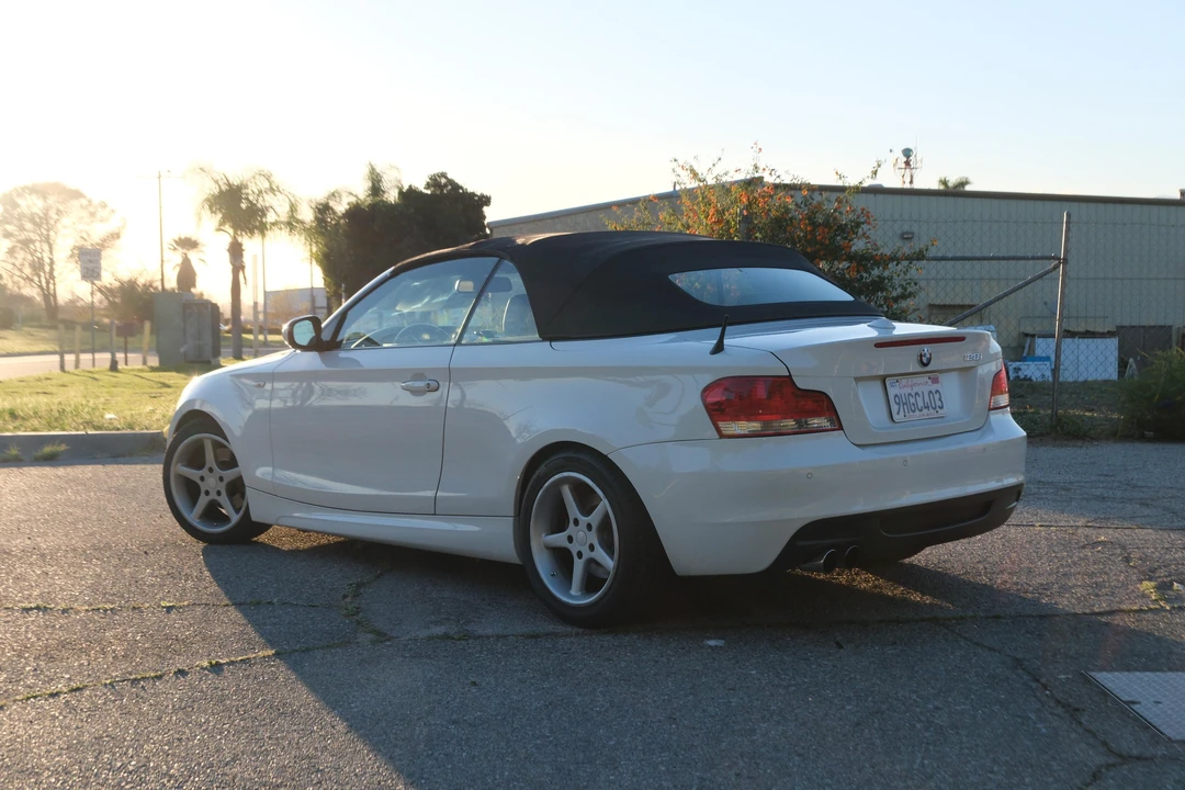 2011 BMW E81/E82/E88 1 Series - Image 17 of 21
