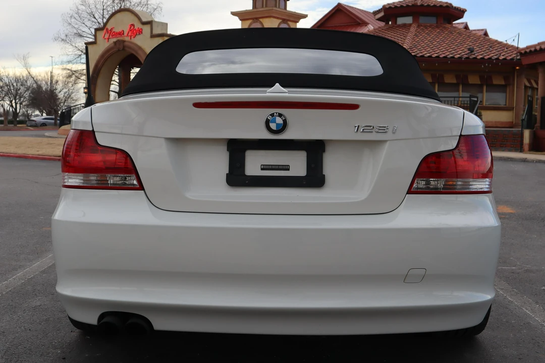 2011 BMW E81/E82/E88 1 Series - Image 5 of 31