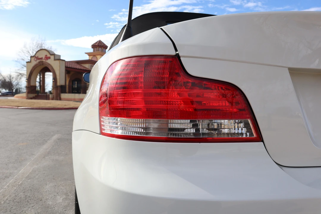 2011 BMW E81/E82/E88 1 Series - Image 21 of 31
