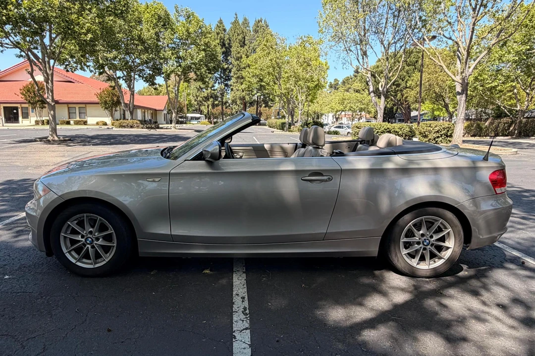 2011 BMW E81/E82/E88 1 Series - Image 3 of 31