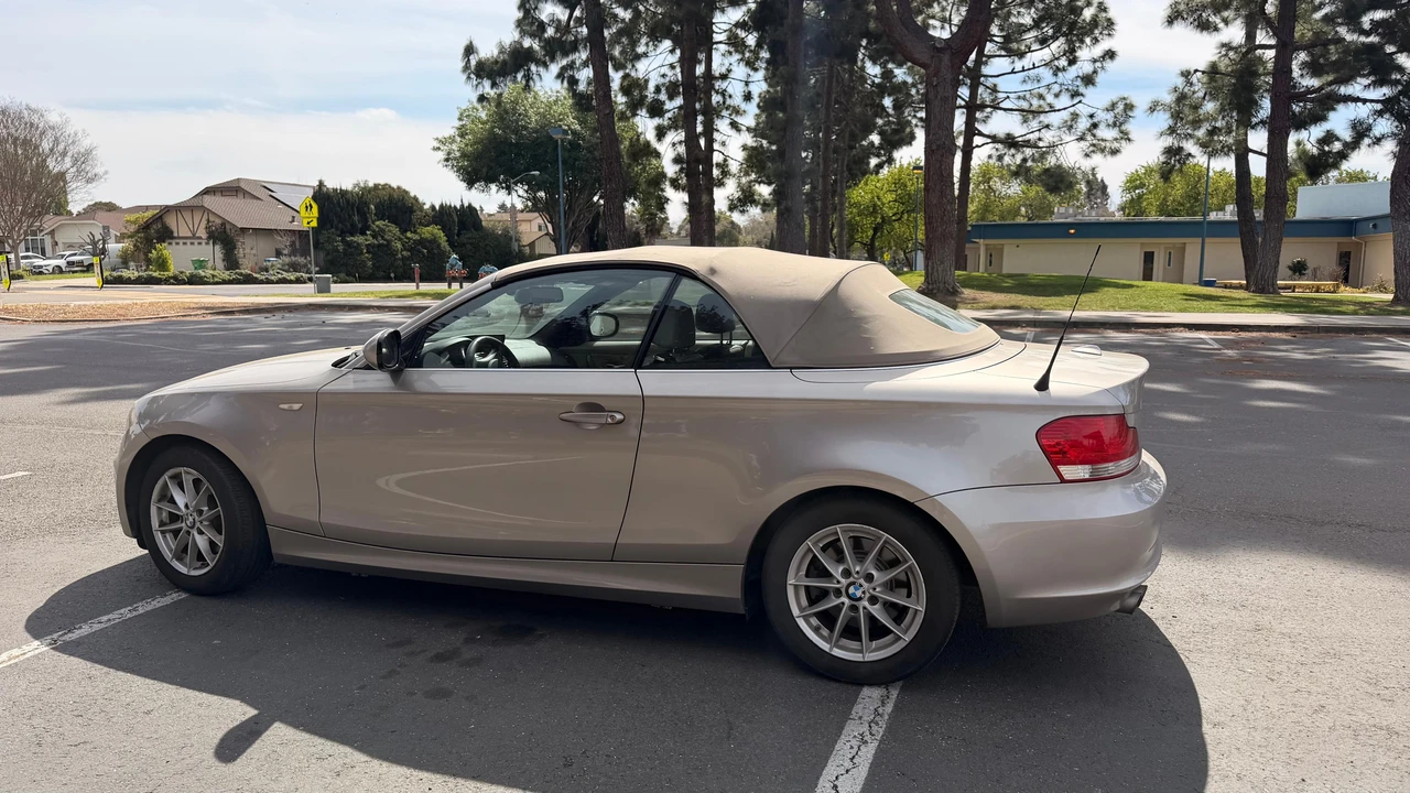 2011 BMW E81/E82/E88 1 Series - Image 11 of 31