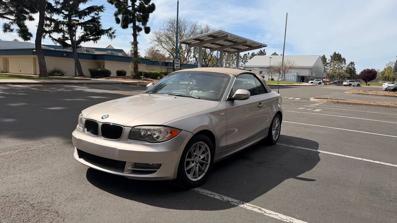 2011 BMW E81/E82/E88 1 Series - Image 7 of 31