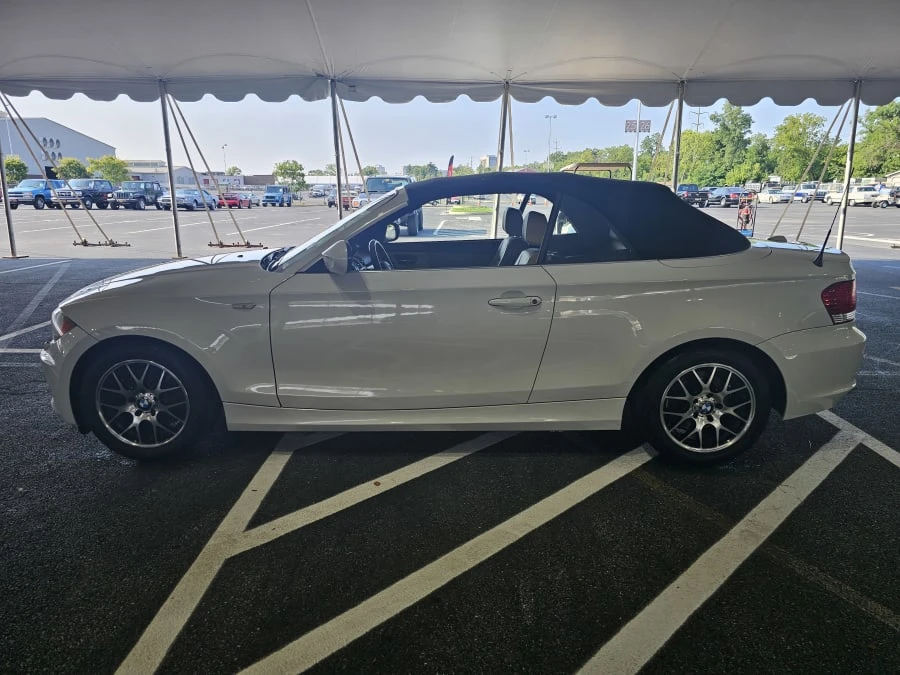 2011 BMW E81/E82/E88 1 Series - Image 10 of 21