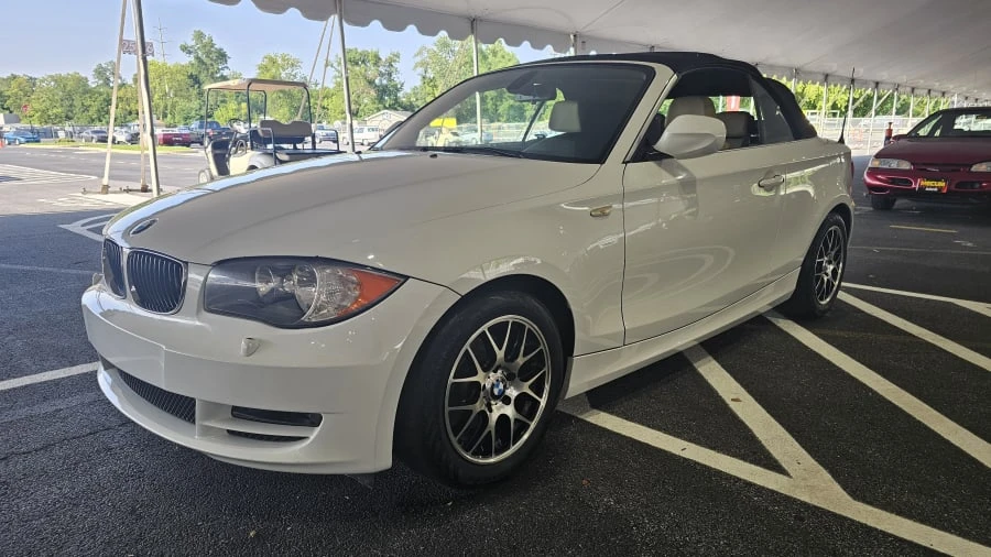 2011 BMW E81/E82/E88 1 Series - Image 12 of 21