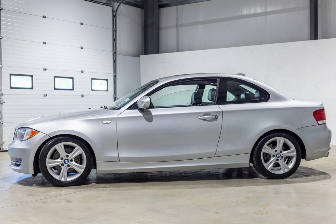 2011 BMW E81/E82/E88 1 Series - Image 3 of 31