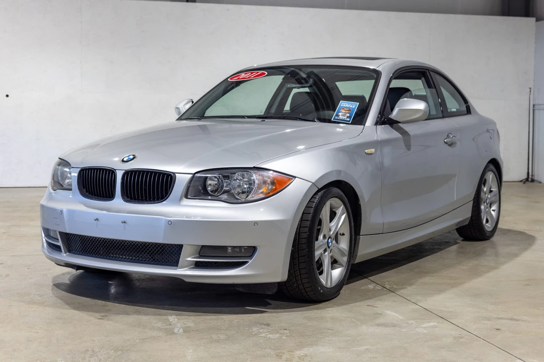 2011 BMW E81/E82/E88 1 Series - Image 2 of 31