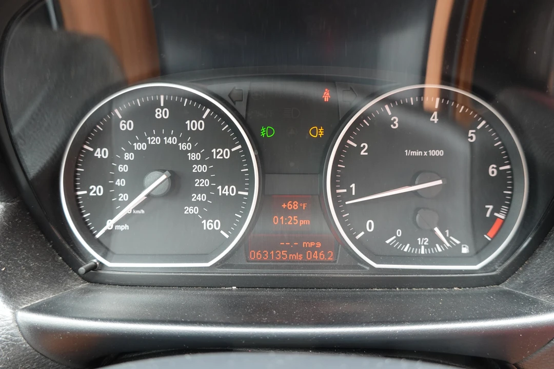 2011 BMW E81/E82/E88 1 Series - Image 29 of 31