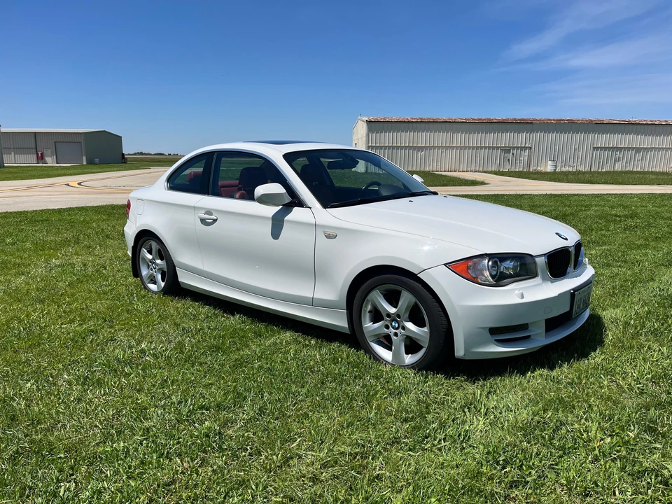 2011 BMW E81/E82/E88 1 Series - Image 13 of 31