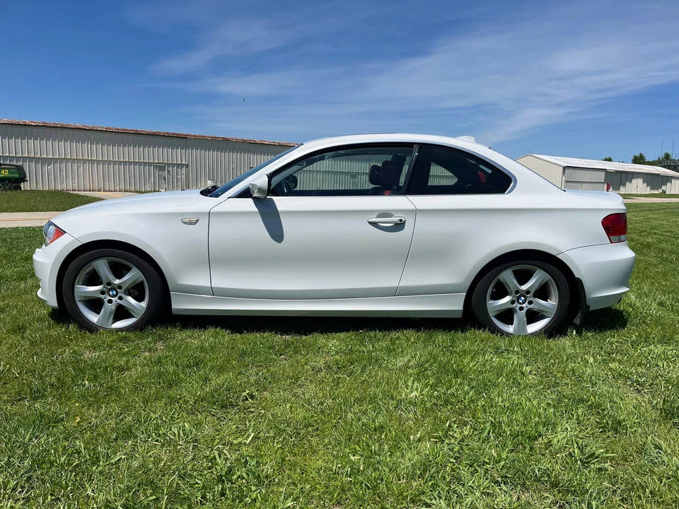 2011 BMW E81/E82/E88 1 Series - Image 8 of 31
