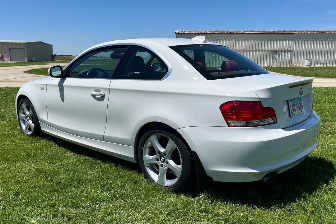 2011 BMW E81/E82/E88 1 Series - Image 4 of 31