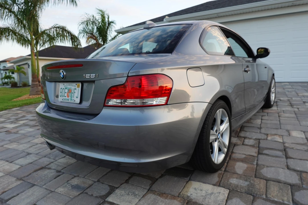 2011 BMW E81/E82/E88 1 Series - Image 17 of 31