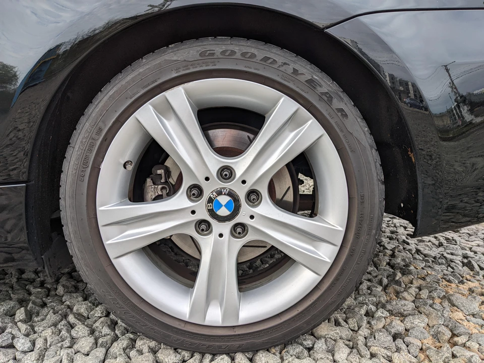 2011 BMW E81/E82/E88 1 Series - Image 27 of 31