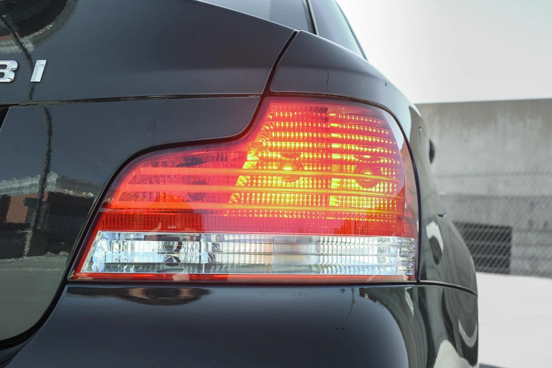 2011 BMW E81/E82/E88 1 Series - Image 20 of 31