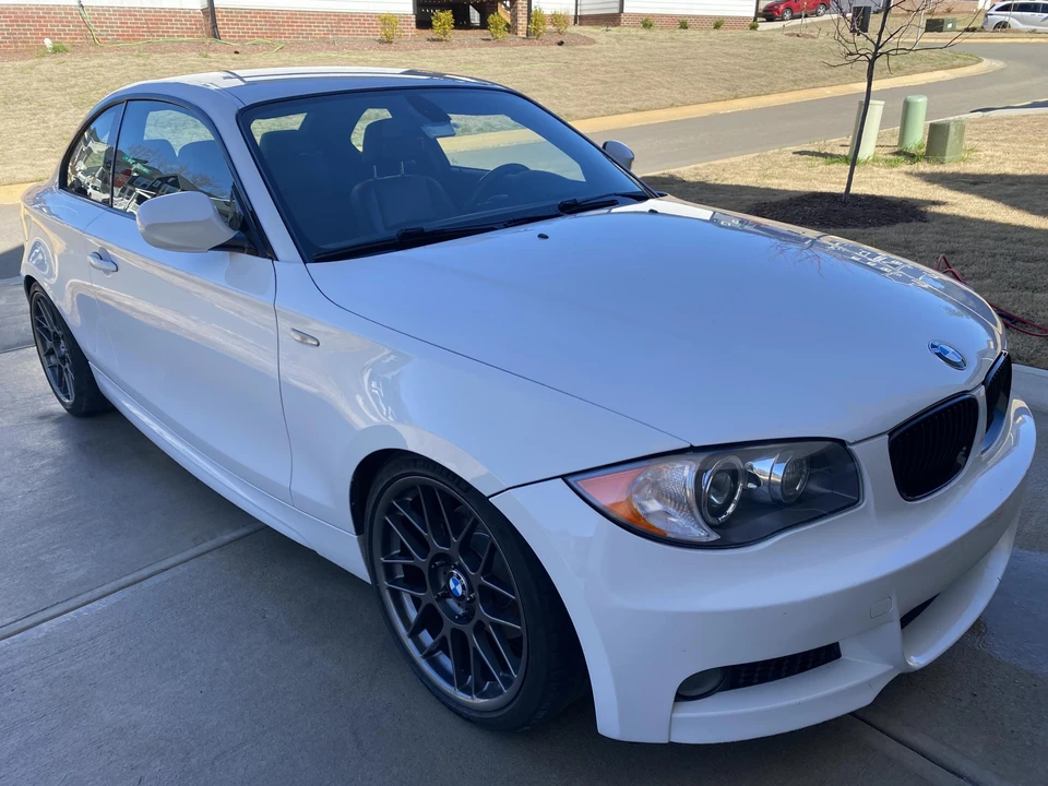 2011 BMW E81/E82/E88 1 Series - Image 2 of 6