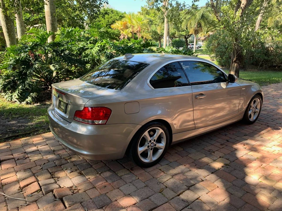 2011 BMW E81/E82/E88 1 Series - Image 3 of 4