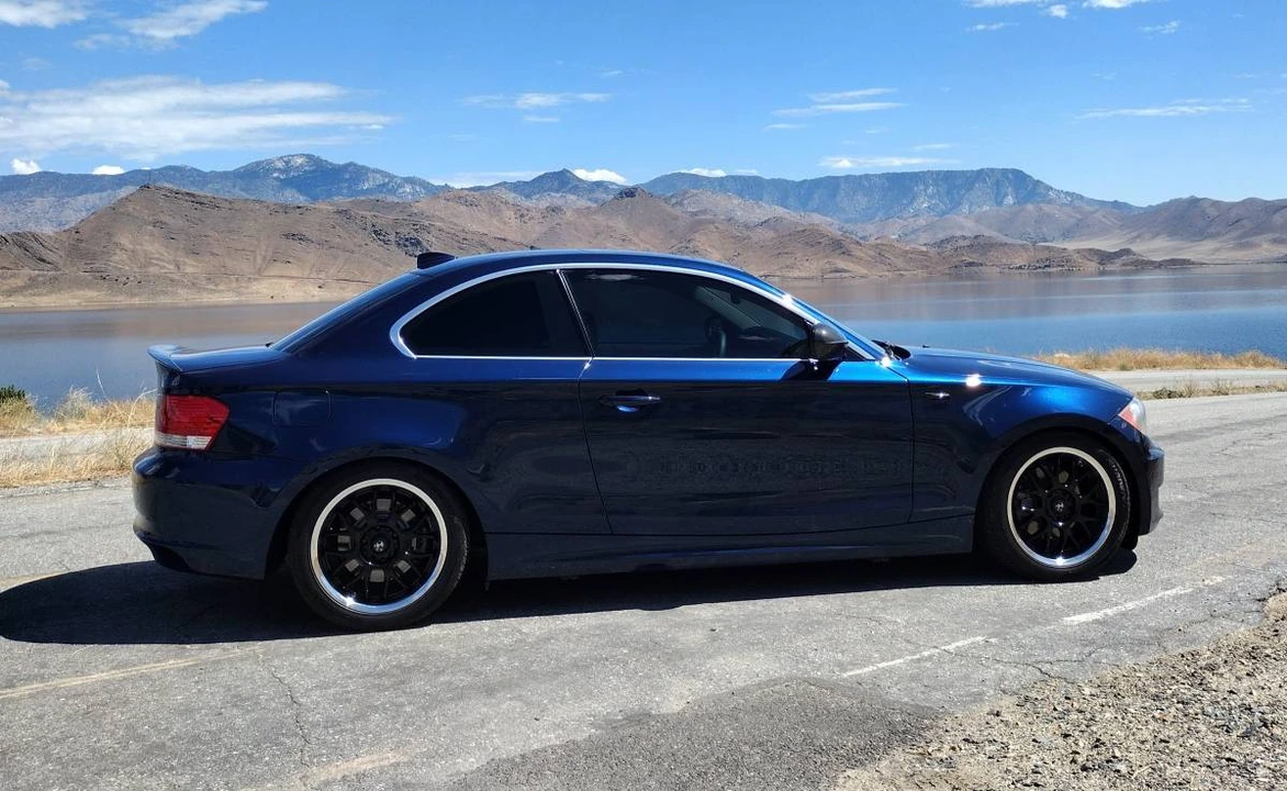 2011 BMW E81/E82/E88 1 Series - Image 2 of 9