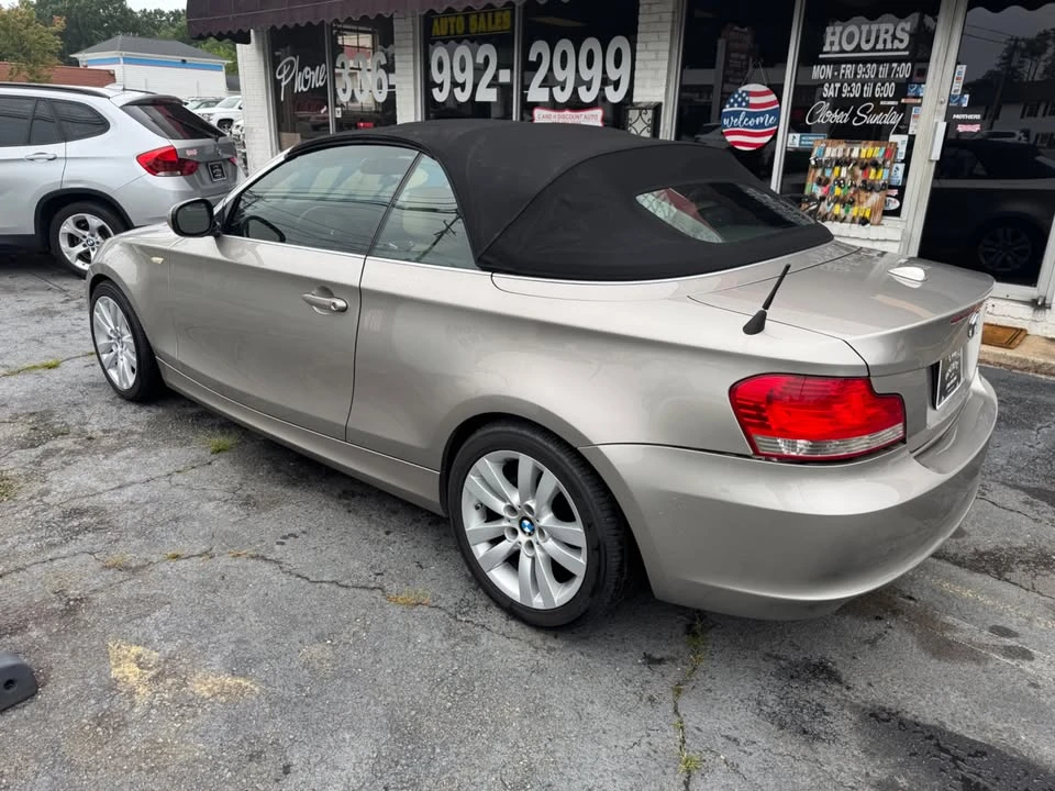 2011 BMW E81/E82/E88 1 Series - Image 2 of 9