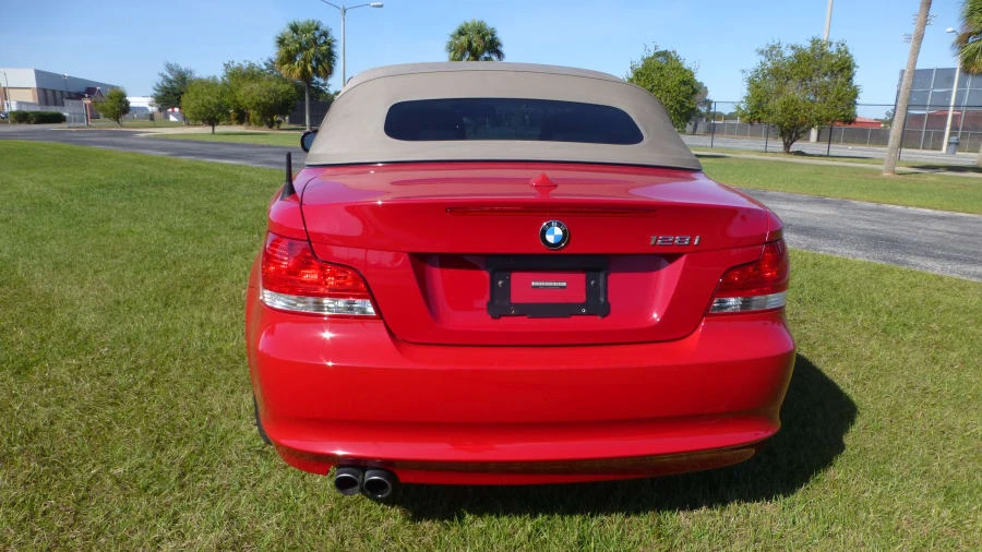 2011 BMW E81/E82/E88 1 Series - Image 4 of 6