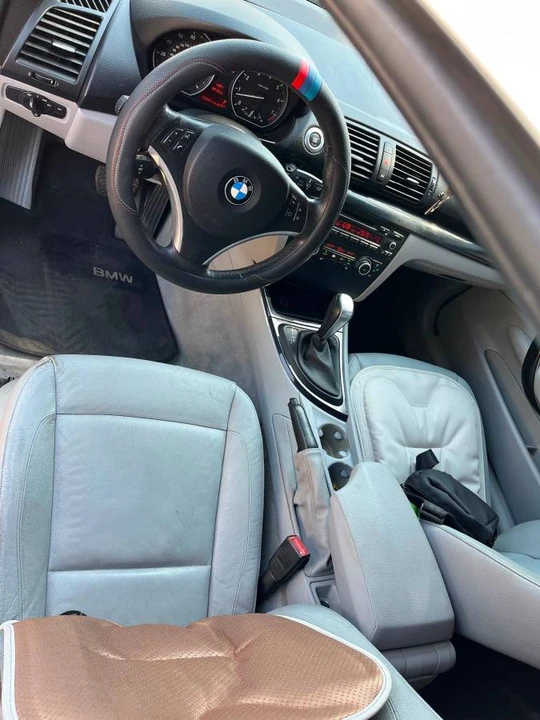 2011 BMW E81/E82/E88 1 Series - Image 6 of 7