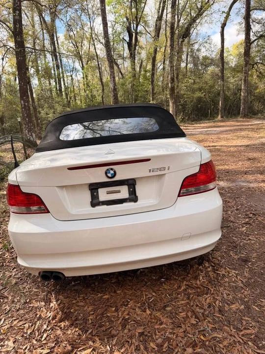 2011 BMW E81/E82/E88 1 Series - Image 3 of 9