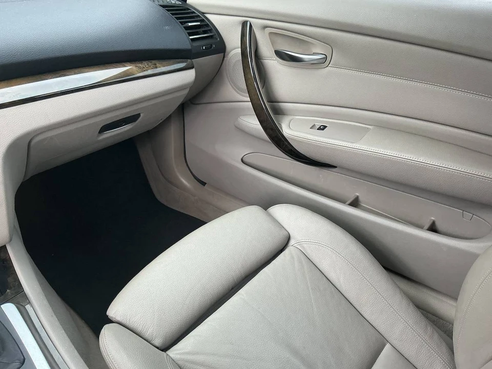 2011 BMW E82 135i & 135is - Image 11 of 13