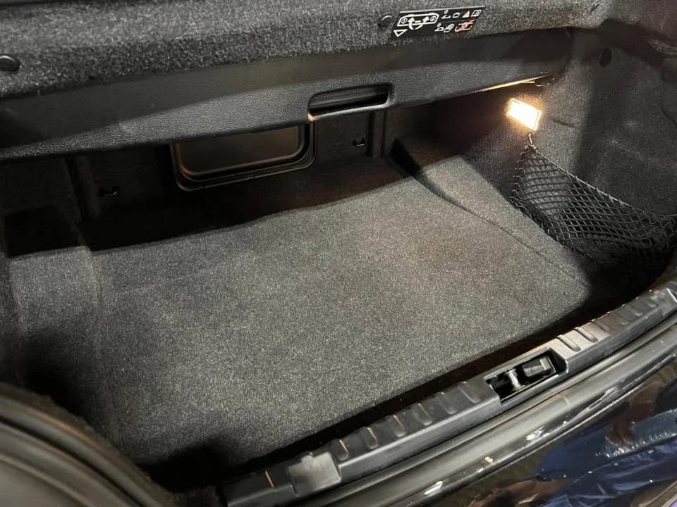 2011 BMW E81/E82/E88 1 Series - Image 17 of 17