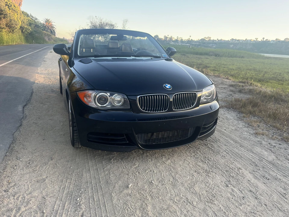 2011 BMW E82 135i & 135is - Image 6 of 31