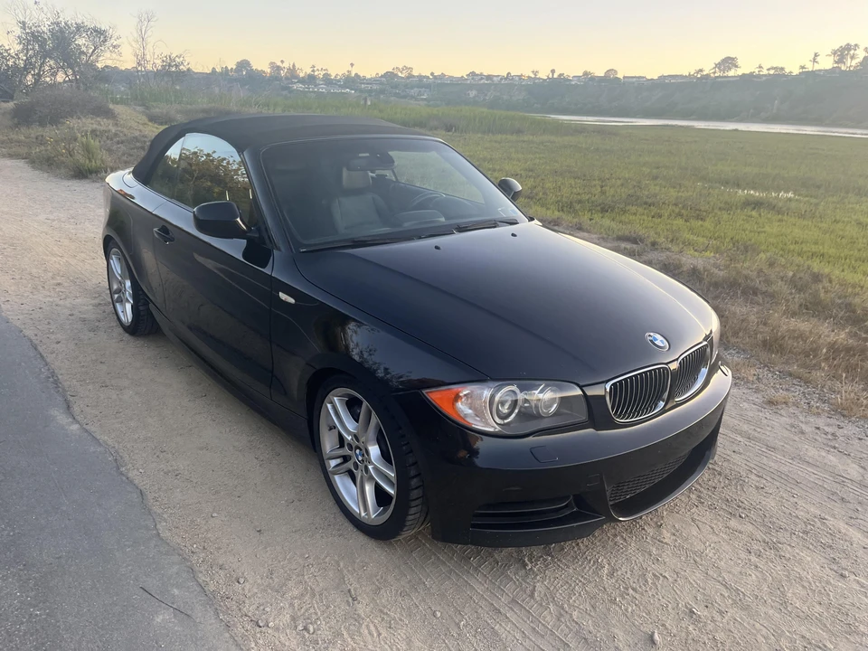2011 BMW E82 135i & 135is - Image 29 of 31