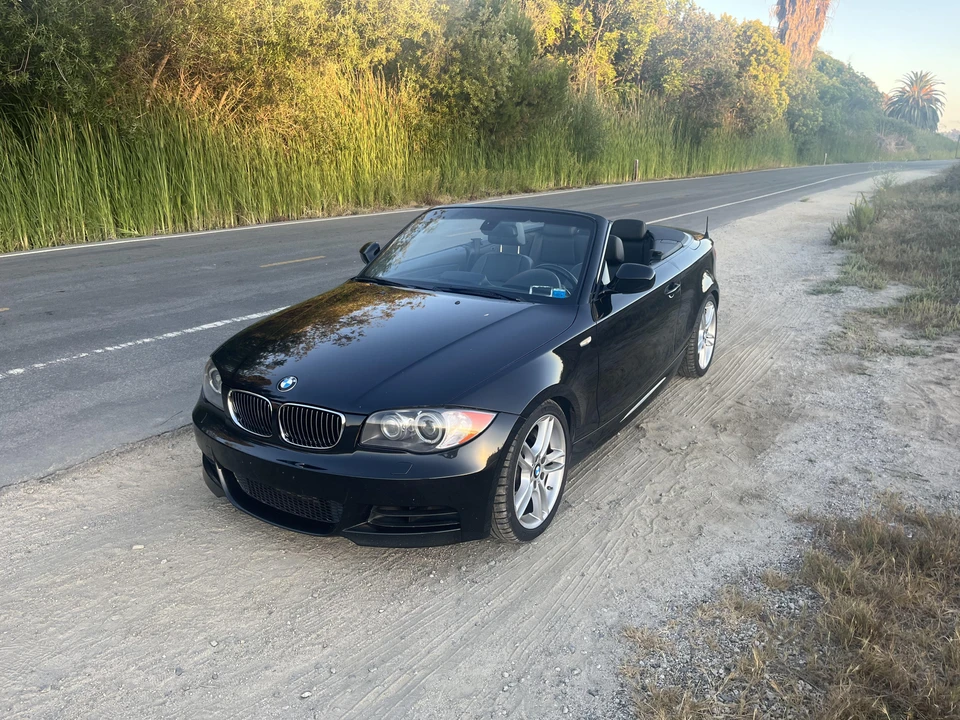 2011 BMW E82 135i & 135is - Image 8 of 31