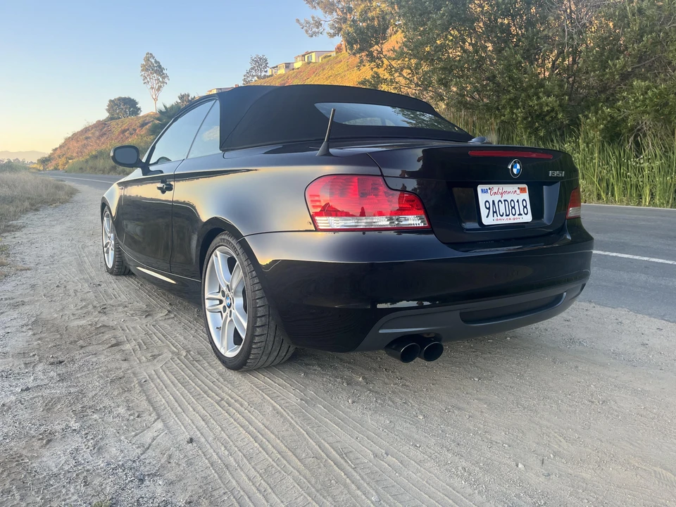 2011 BMW E82 135i & 135is - Image 24 of 31